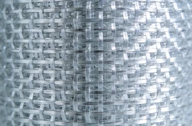 Kdy použít podložku s prošitým sklolaminátem místo podložky s nasekanými vlákny